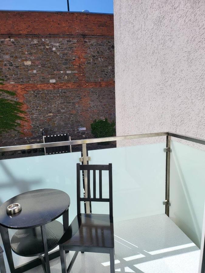 Gemutliche Dachwohnung Mit Kleiner Oder Grosser Dachterrasse Nebeneinander Wolmirstedt Zewnętrze zdjęcie