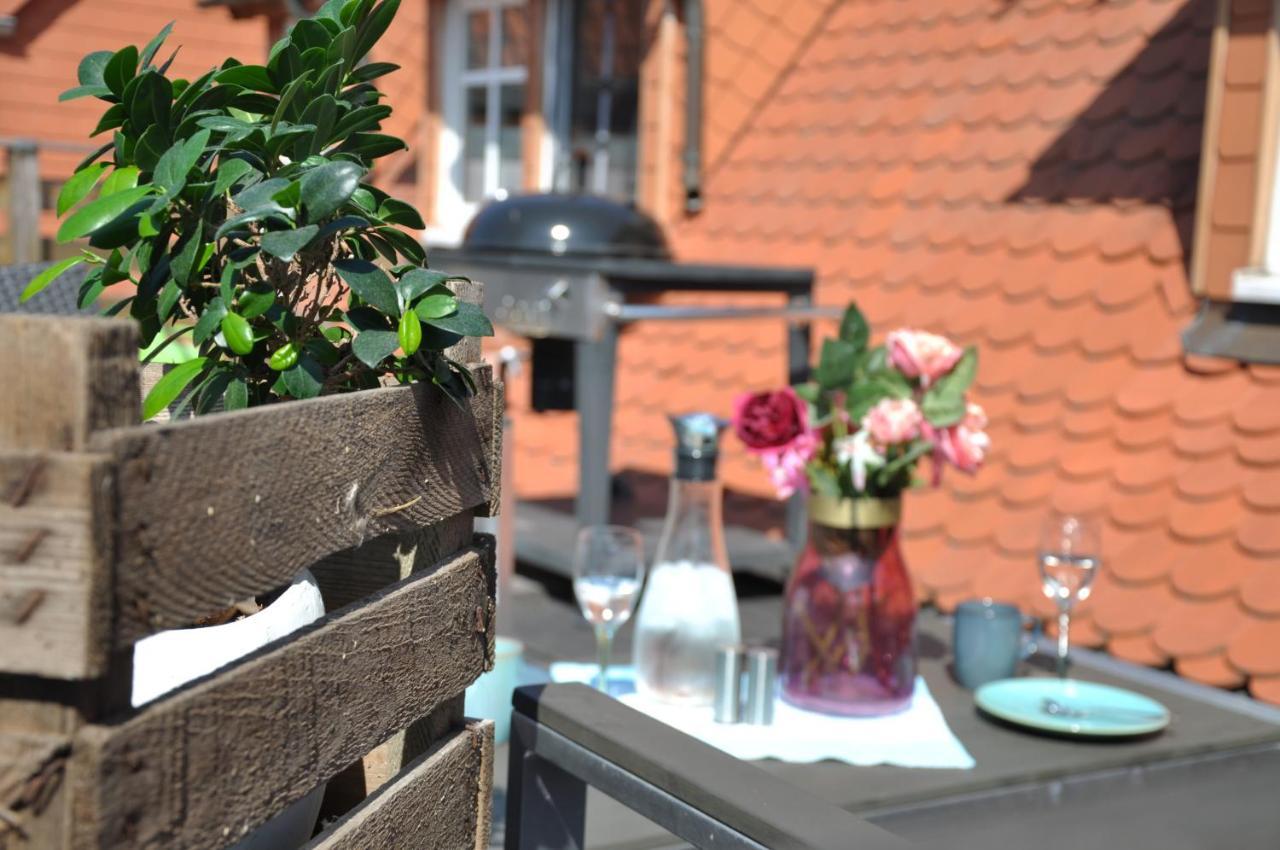 Gemutliche Dachwohnung Mit Kleiner Oder Grosser Dachterrasse Nebeneinander Wolmirstedt Zewnętrze zdjęcie